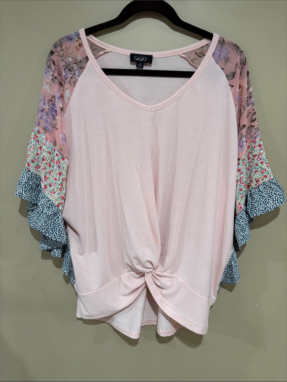 Gigio bohemian twist front top